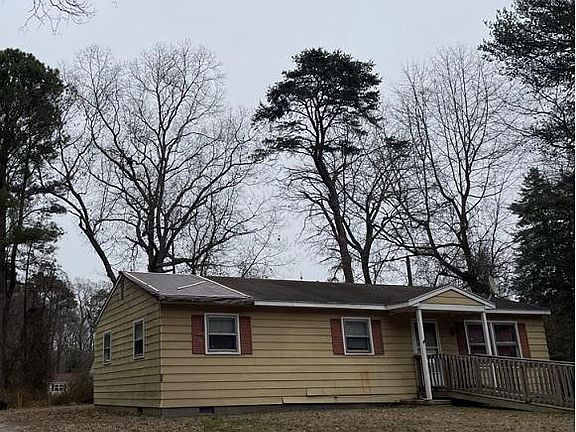 3rd image of 24671 Nichols St