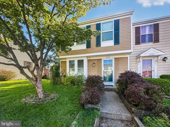 1369 David Ln, Frederick, MD 21703