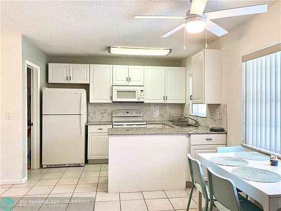5th image of 4632 Bougainvilla Dr #3