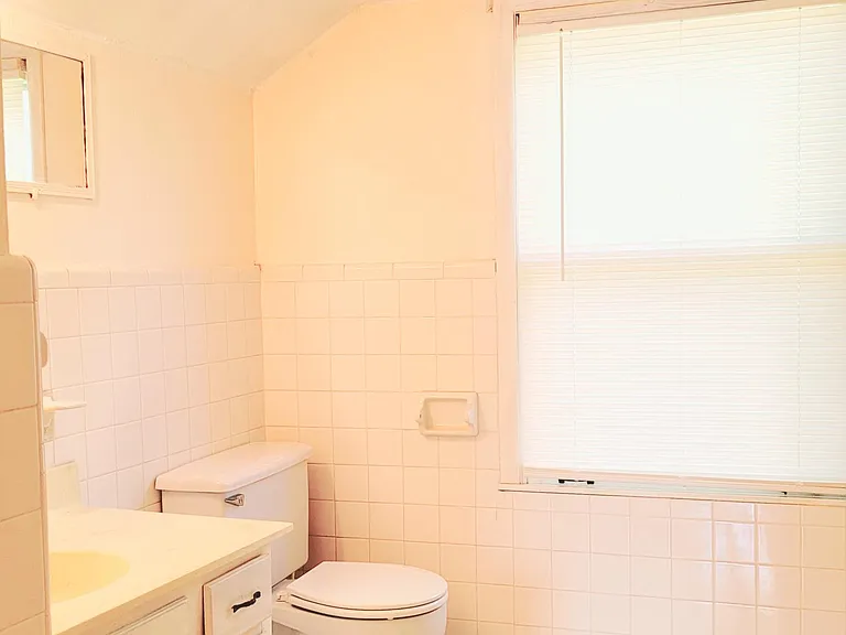 172 Park Cir — Photo 8