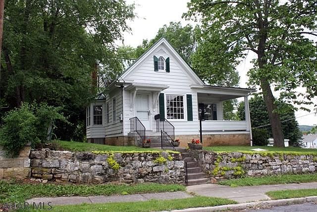 1st image of 132 S Thomas St