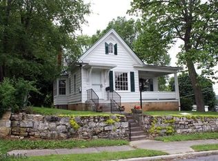 132 S Thomas St, Bedford, PA 15522