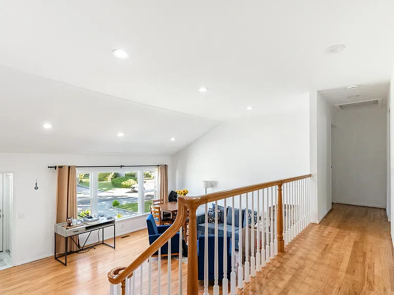 31 Frederick Ln — Photo 18