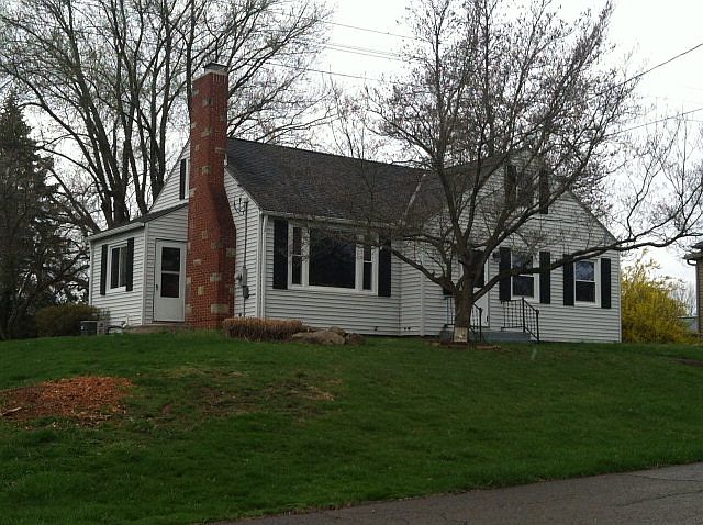 1st image of 112 E Burwell Ave