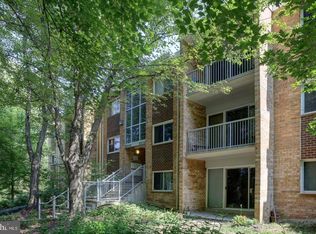 8002 Le Havre Pl APT 6, Falls Church, VA 22042