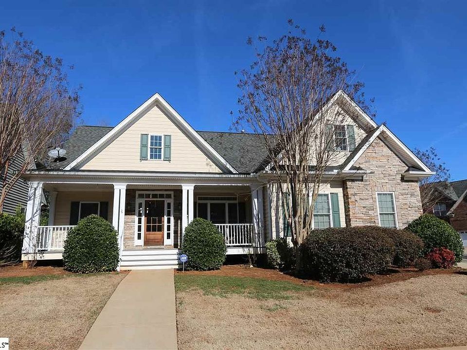 1st image of 33 Ashby Grove Dr