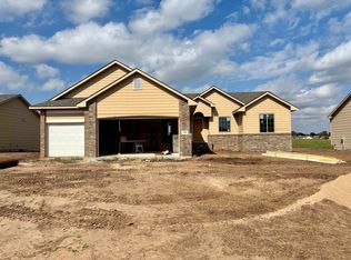 2588 Spring Meadows Ct, Derby, KS 67037
