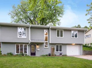 2901 Brookside Dr, Iowa City, IA