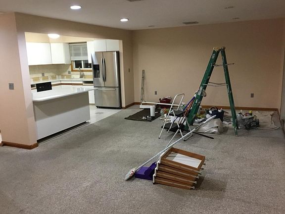 3rd image of 180 Charles Street # Fl 2nd