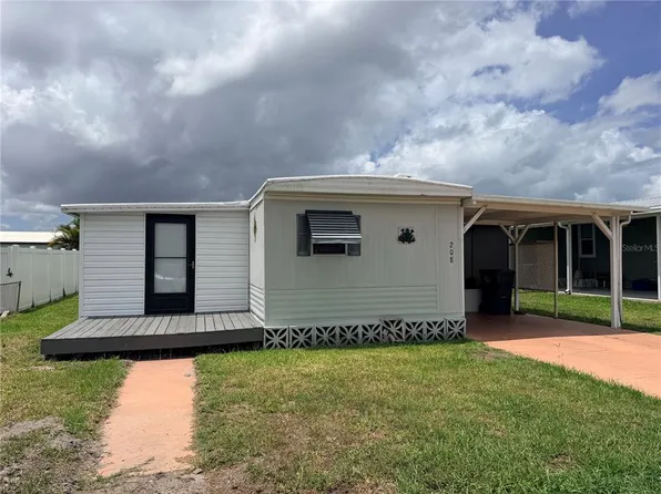 208 50th Avenue Dr E, Bradenton, FL 34203
