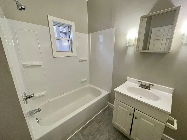 1228 Berdan Ave #LOWER — Photo 11