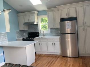 17 Legion Pl, Elmwood Park, NJ 07407