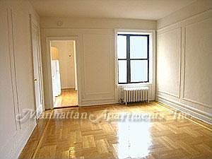 3rd image of 163 W 4th St