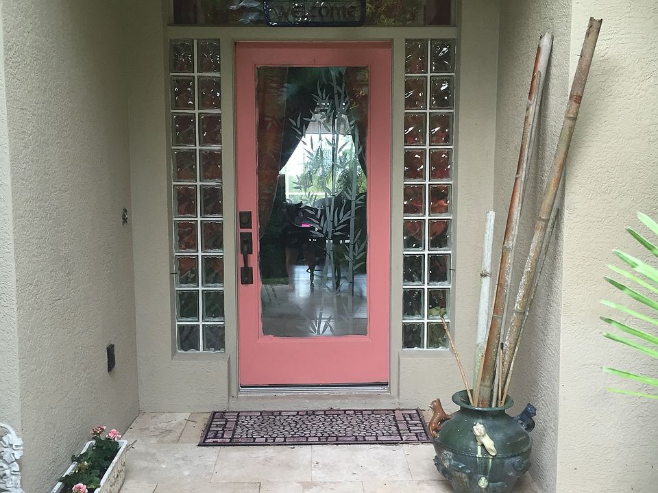 1st image of 360 Indian Mound Dr
