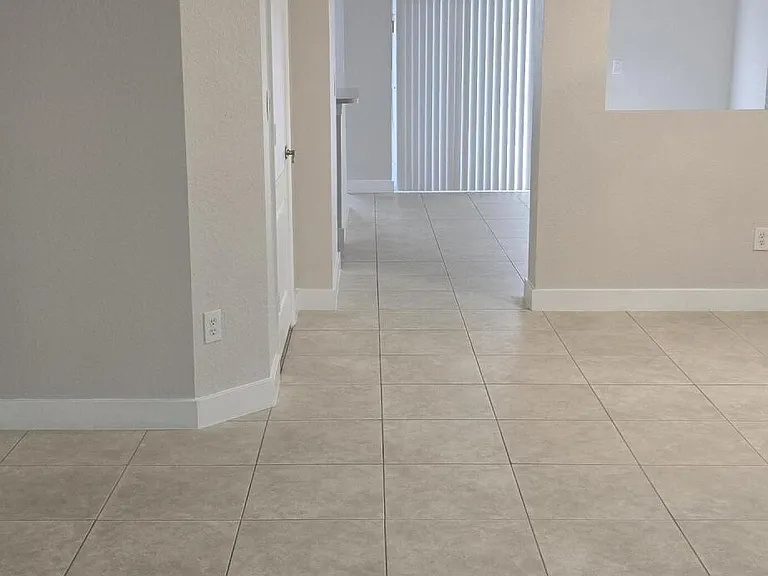 2919 Crestwood Ter #5103 — Photo 3