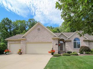 2085 Crystal Wood Trl, Flushing, MI 48433