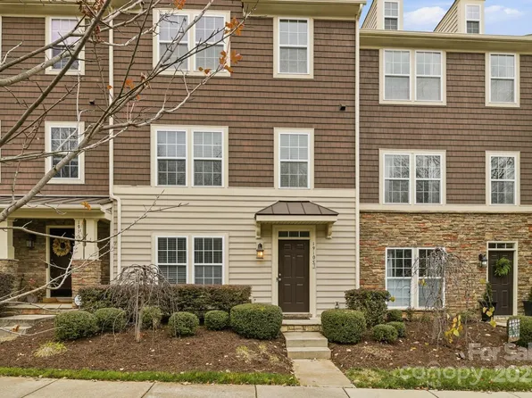 19105 Chandlers Landing Dr, Cornelius, NC 28031