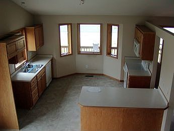 5th image of 23363 Arrowhead St NW