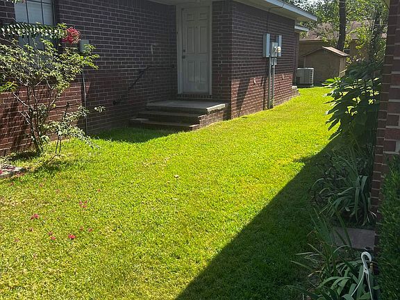 5th image of 214 N A&b Scenic 215 8th Street Pine St #710