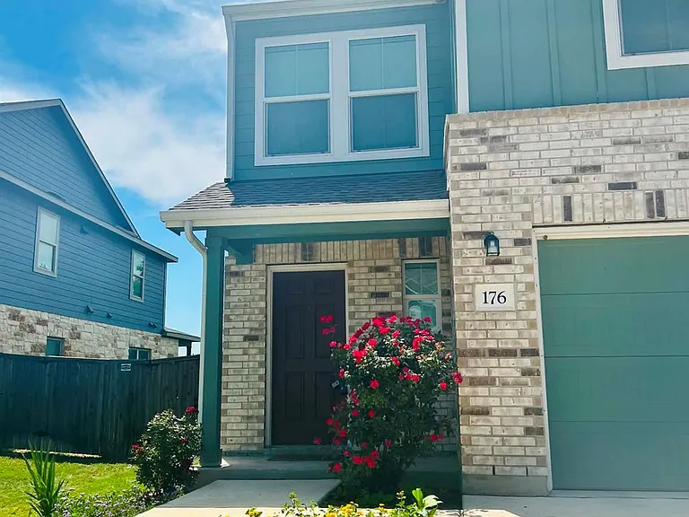 176 Andross Ln — Photo 1