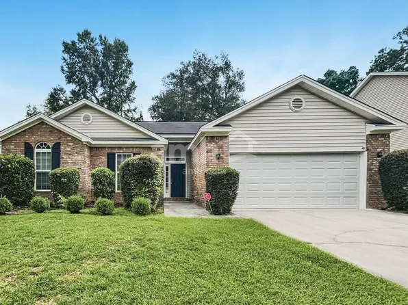 1555 Bradley Blvd, Savannah, GA 31419