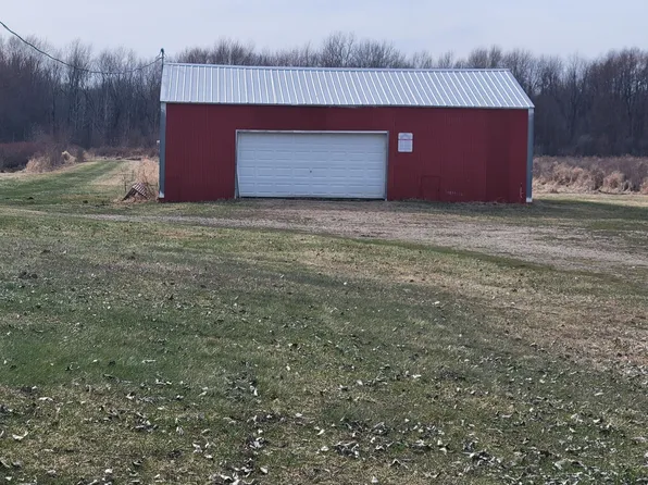 72 Saint, Covert, MI 49043