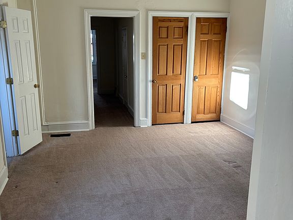 2nd image of 115 Brandywine Ave APT 1