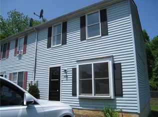 446 Fox Cir, Easton, PA 18042