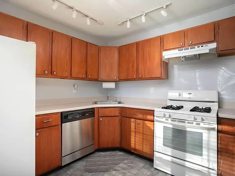 12 Abelia Ct #2850 — Photo 3