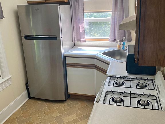 2nd image of 33 Woolsey Ave #2