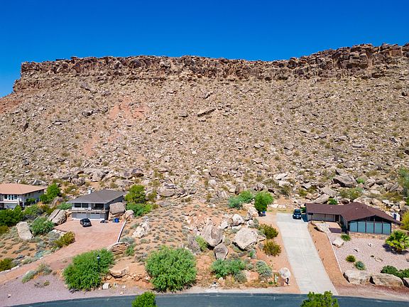 2nd image of 716 Escalante Dr