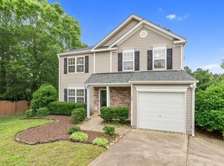 105 Walehurst Ridge Dr, Holly Springs, NC 27540