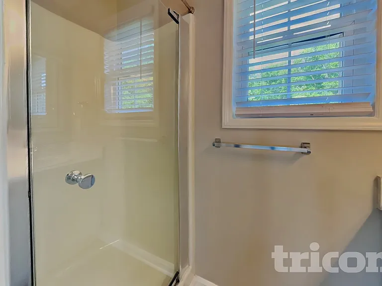 5708 Green Apple Dr — Photo 12