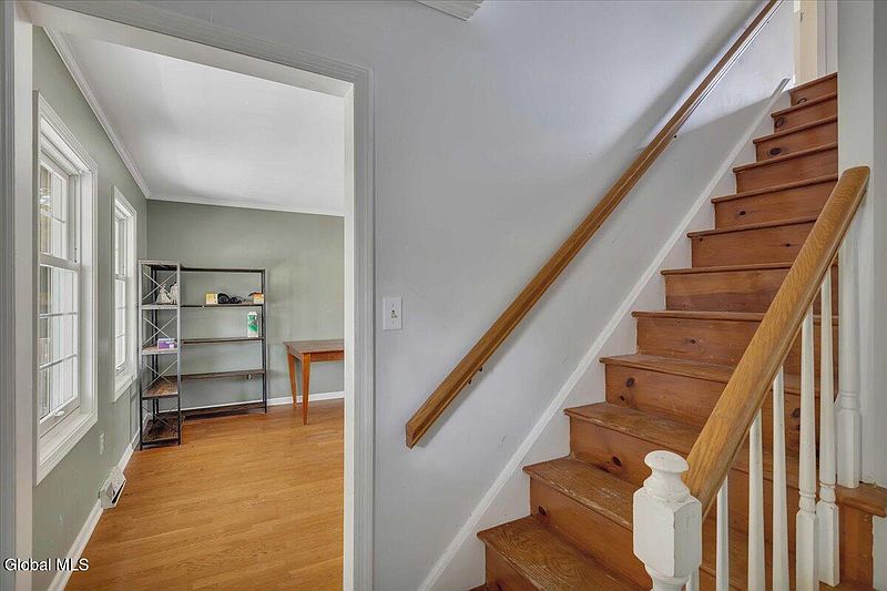 5th image of 23 Van Buren Avenue