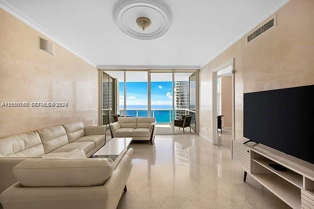 Trump Palace Condo — Photo 4