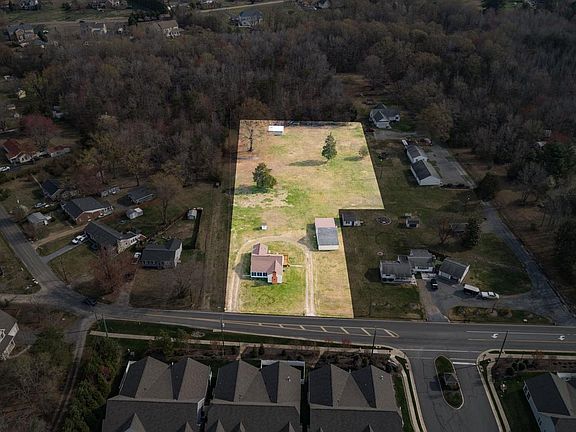 2nd image of 12425 Five Mile Rd