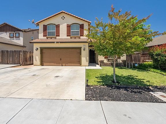 3rd image of 2202 Calistoga Dr
