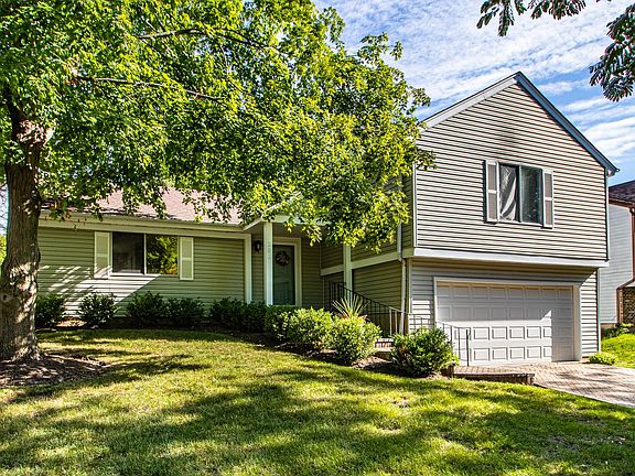 2nd image of 206 Atlantic Dr