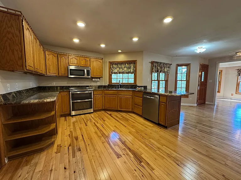 7654 N Bank Rd — Photo 11