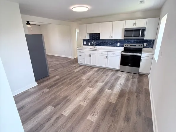 312 E Poythress St #B, Hopewell, VA 23860