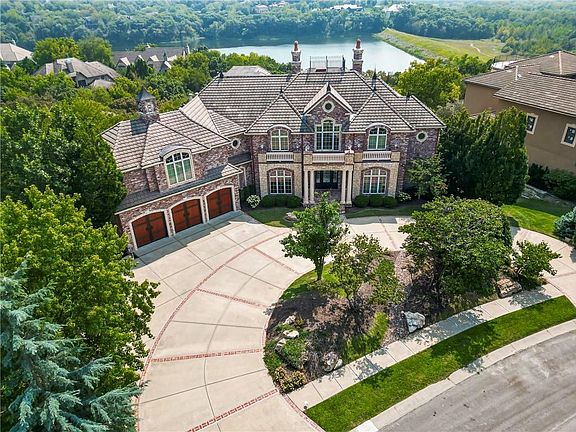 2nd image of 27596 W Highland Cir