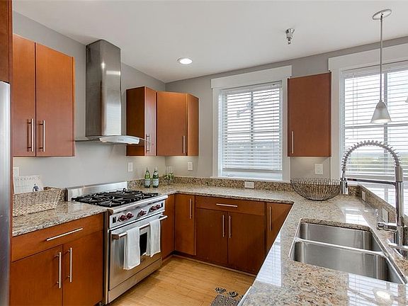 5th image of 9 N 25th St APT P4