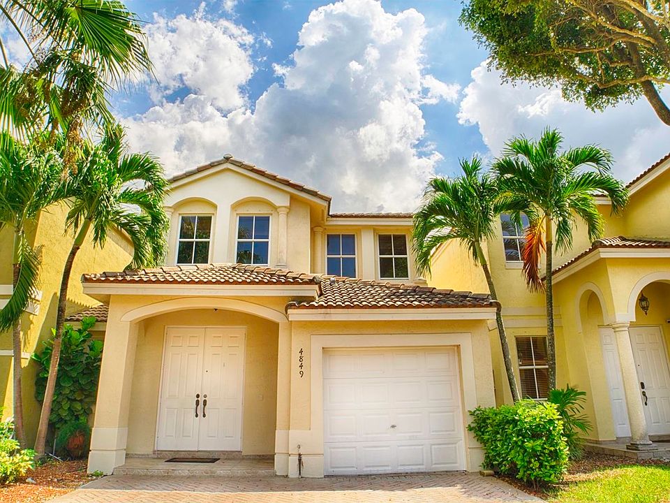 1st image of 4849 NW 108th Pl