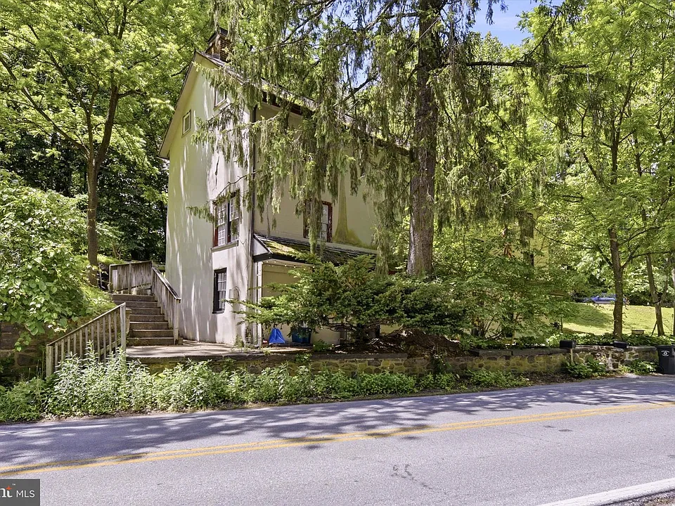 210 Westtown Way