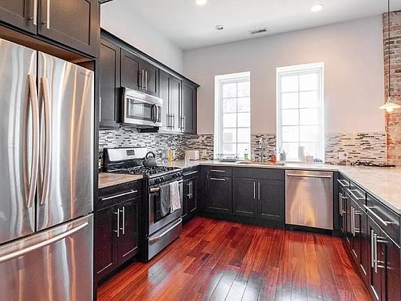 2nd image of 915 S 11th St #3B