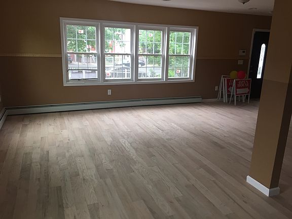 5th image of 11614 140th St