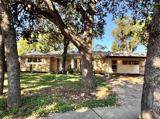 1409 Milner Rd, Irving, TX 75061