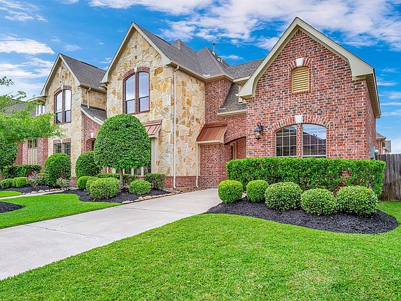 5th image of 21510 E Gold Buttercup Ct