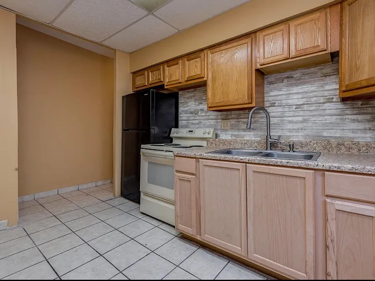 118 Saint Francis Cabrini Ave #2 — Photo 1