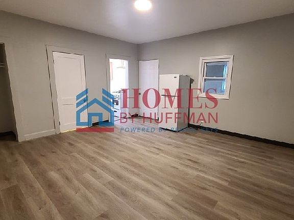 5th image of 320 N Morton Ave
